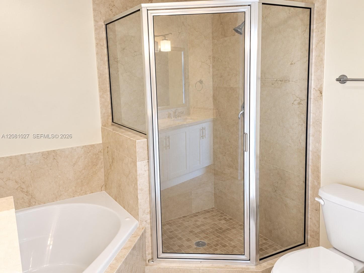 7918 Harbor Island Drive 307 photo 18