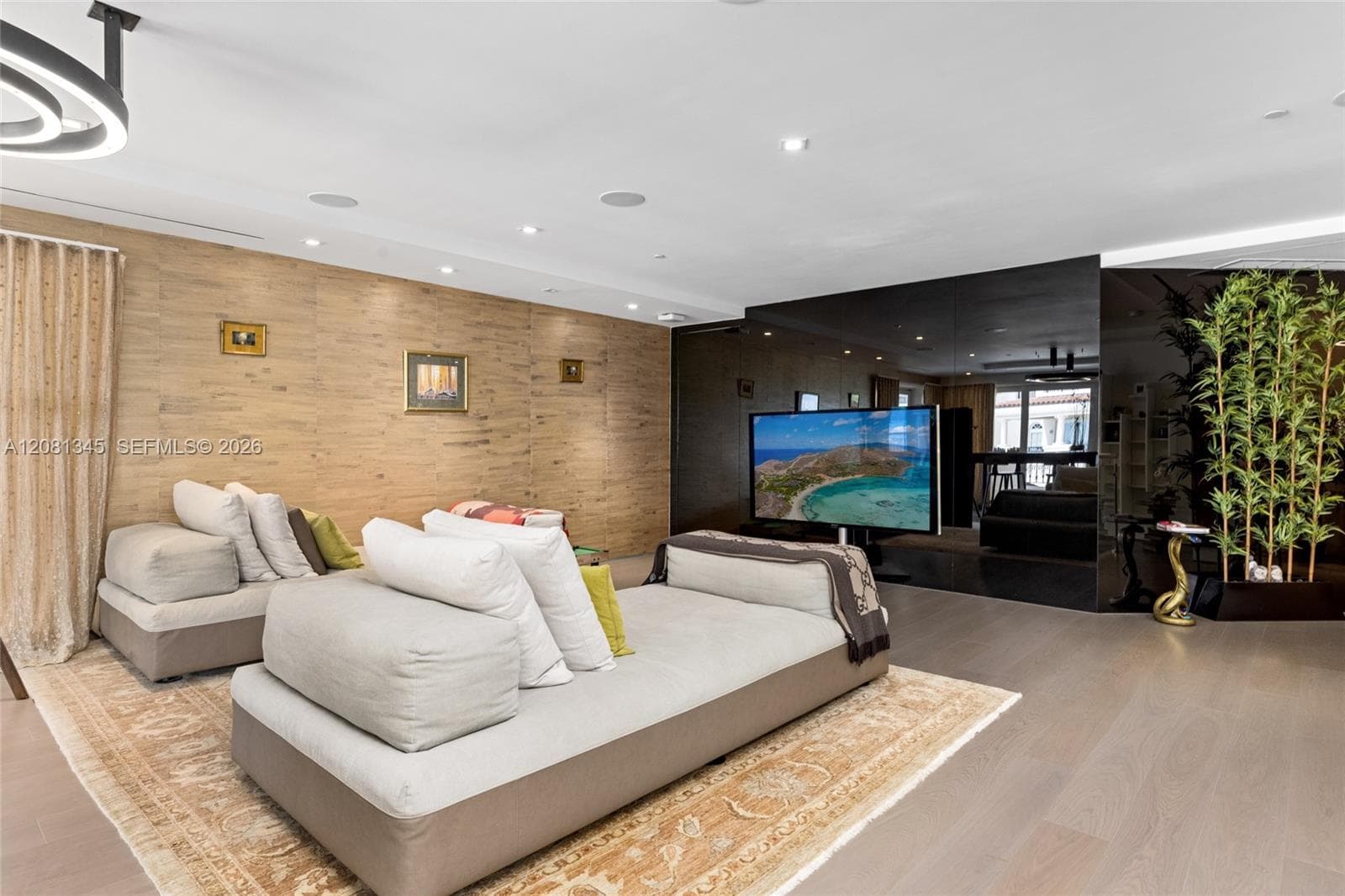 8011 Fisher Island Dr 8011 photo 18