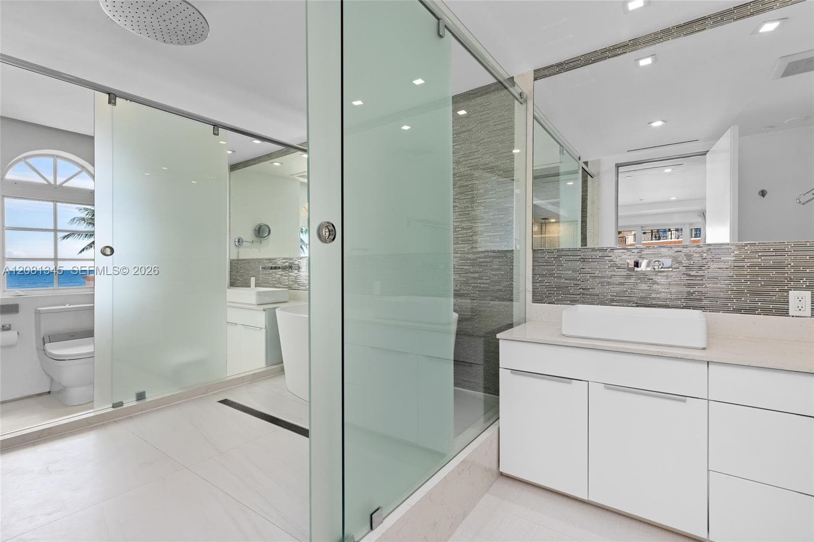 8011 Fisher Island Dr 8011 photo 21