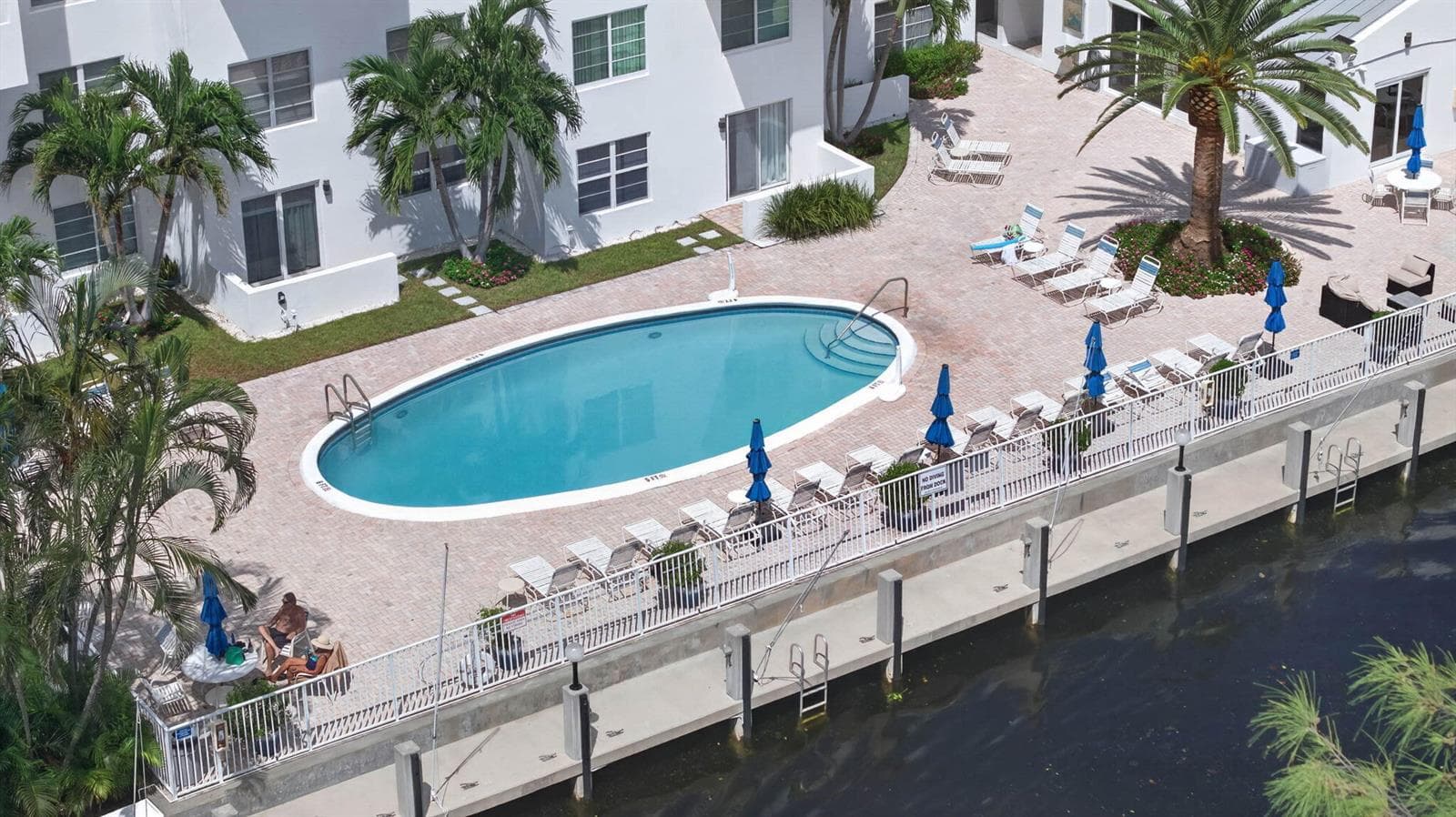 2840 NE 14th Street Causeway 203A photo 18