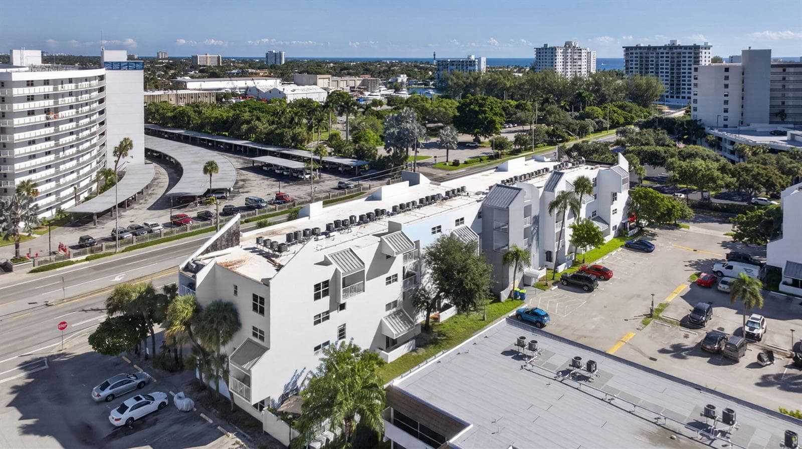 2840 NE 14th Street Causeway 203A photo 25