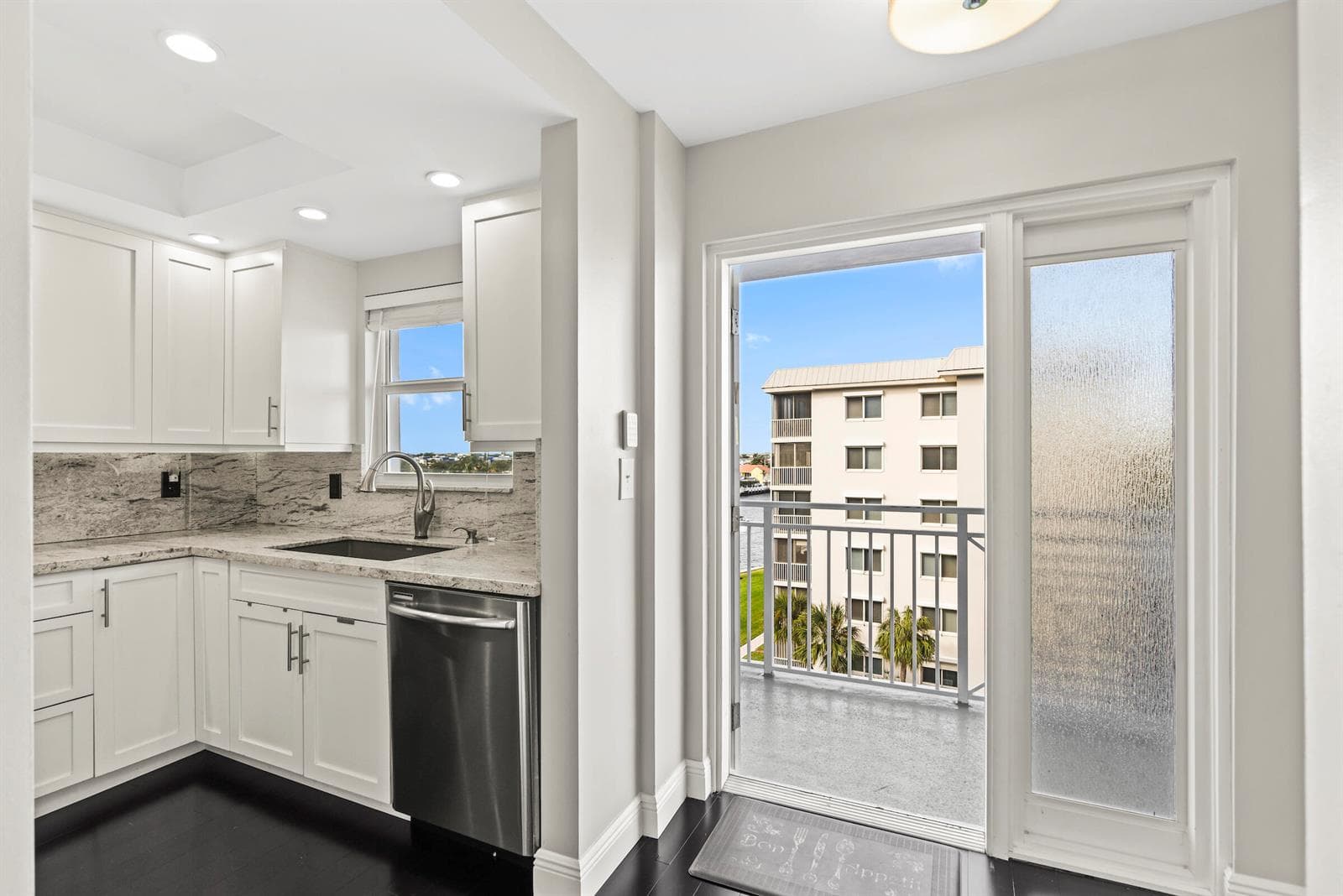 3114 S OCEAN Boulevard 606 photo 17