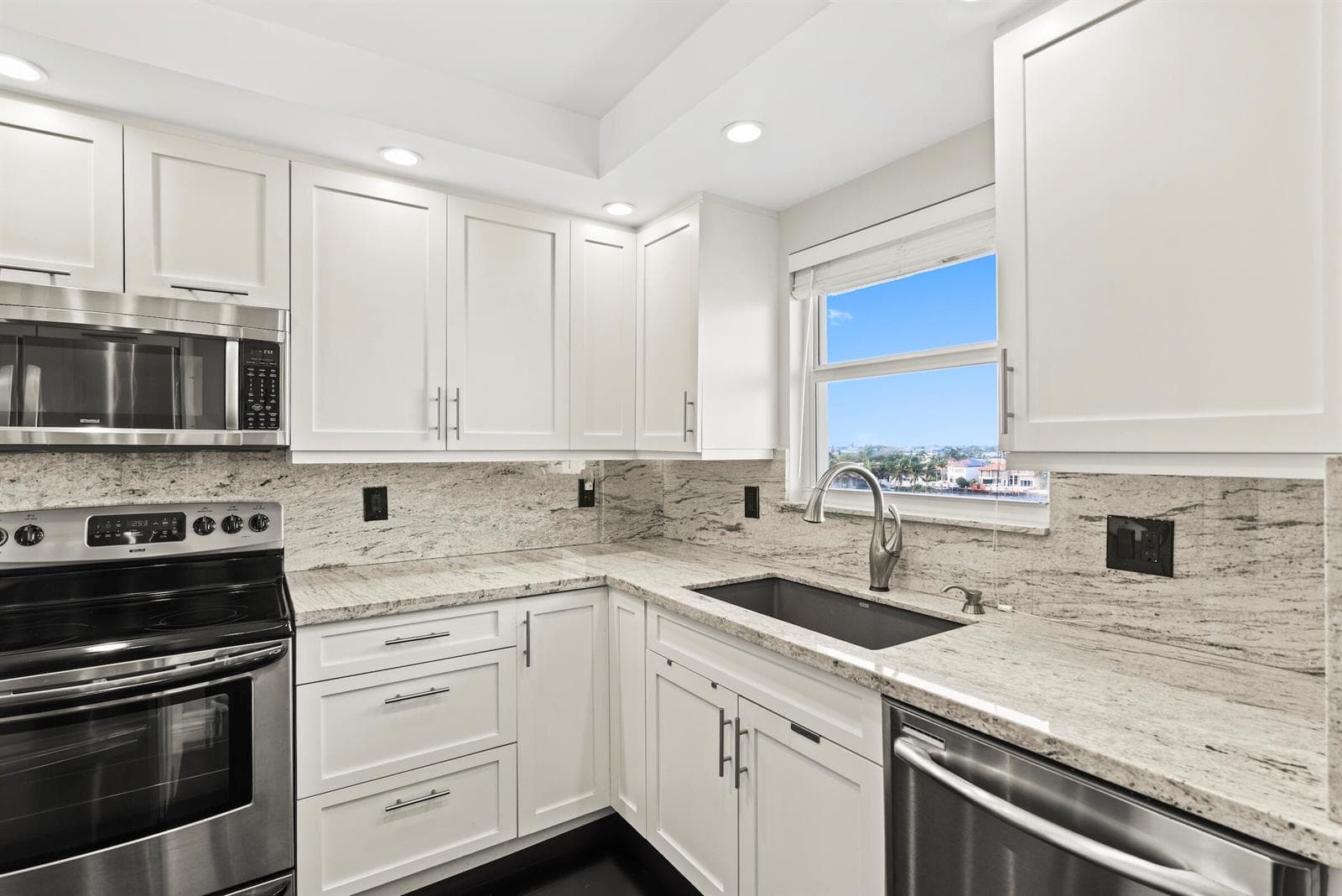 3114 S OCEAN Boulevard 606 photo 18