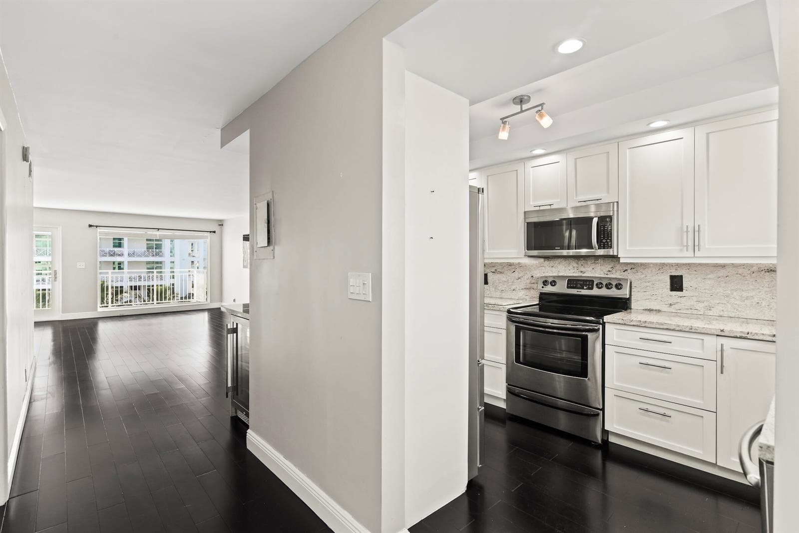 3114 S OCEAN Boulevard 606 photo 21