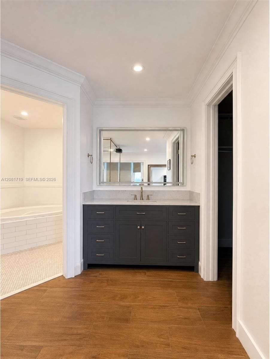 8041 NE Bayshore Ct 8041 photo 15