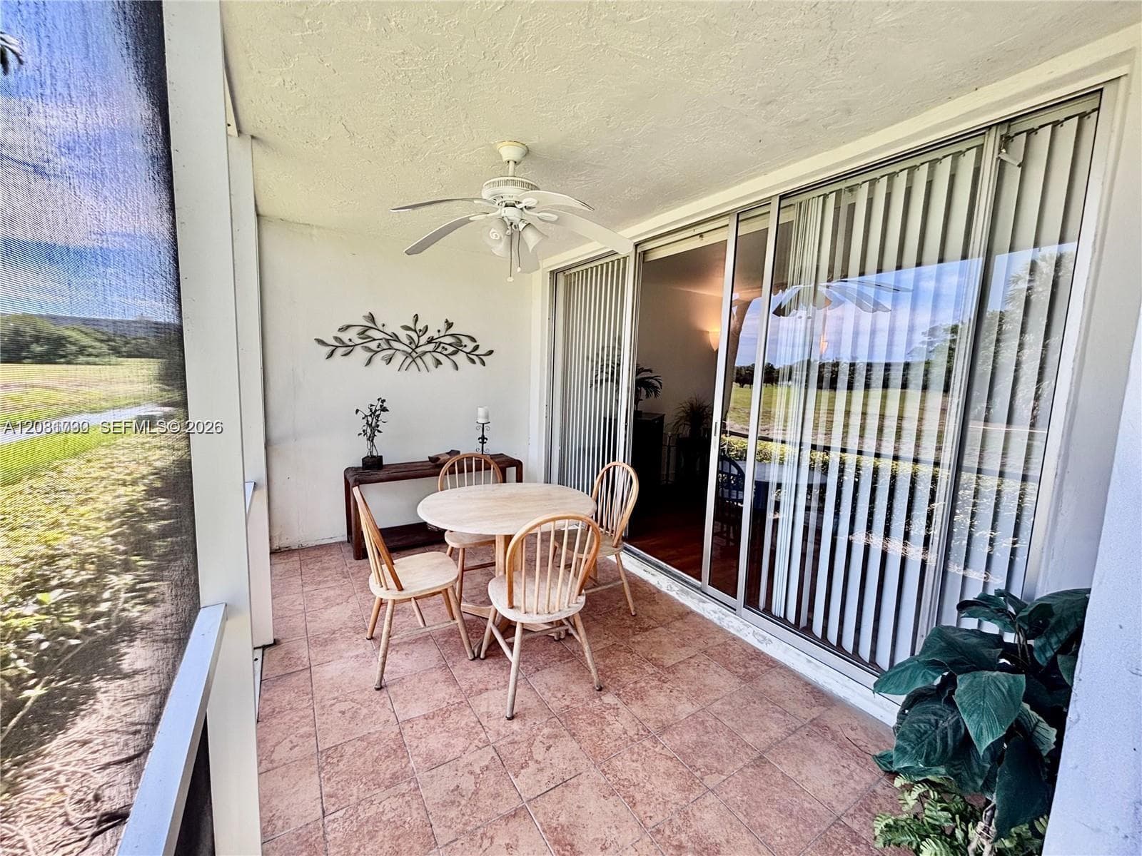 3051 S Palm Aire Dr 102 photo 18