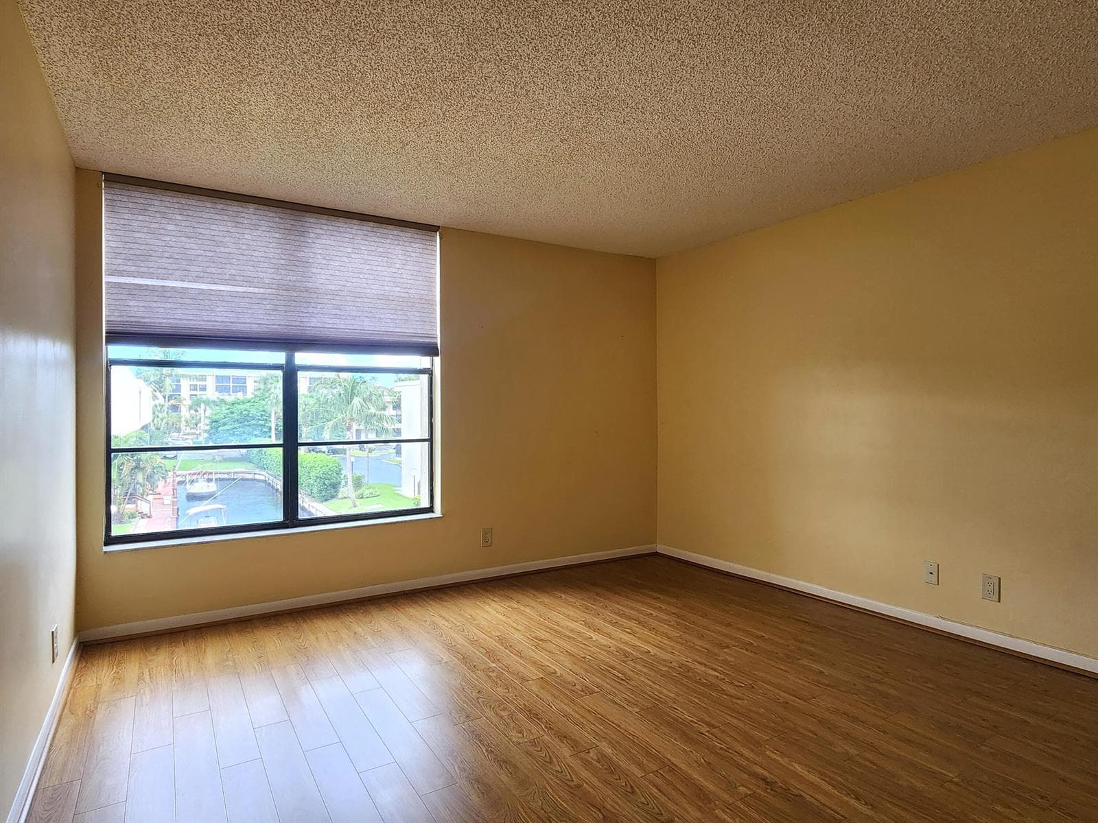 17 ROYAL PALM Way 3030 photo 6