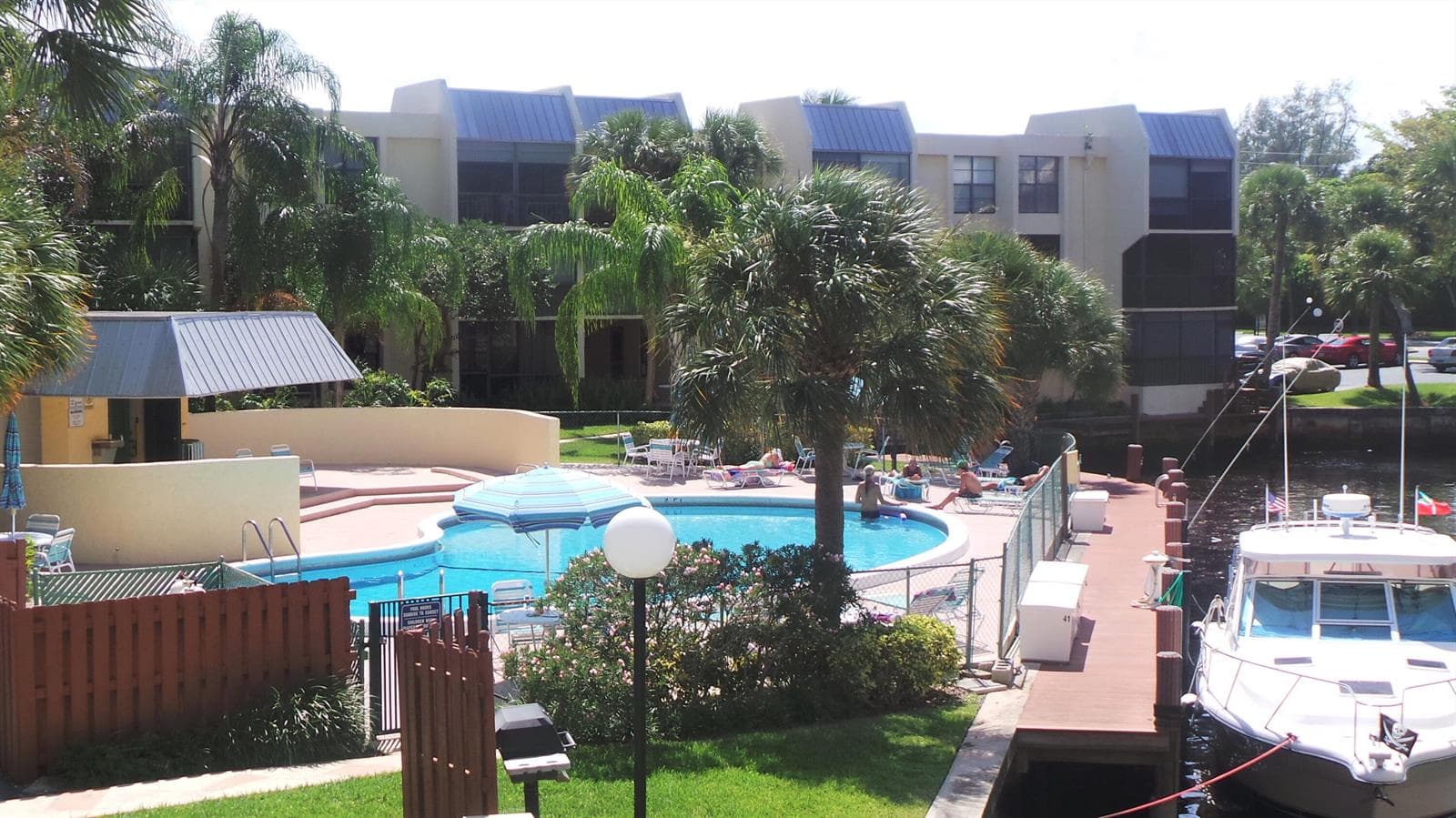 17 ROYAL PALM Way 3030 photo 13