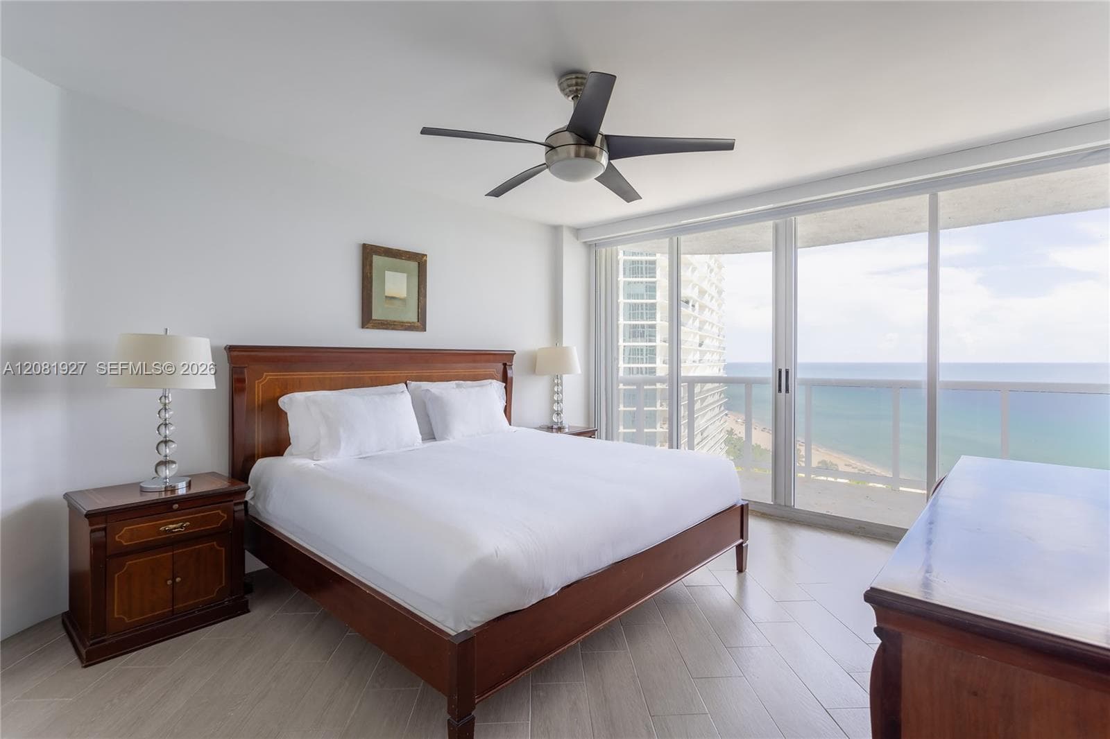 16711 N Collins Ave 1704 photo 17