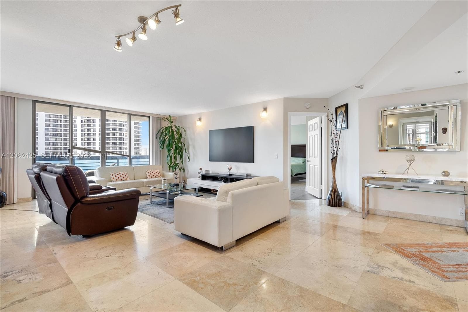 3500 Mystic Pointe Dr 806 photo 2