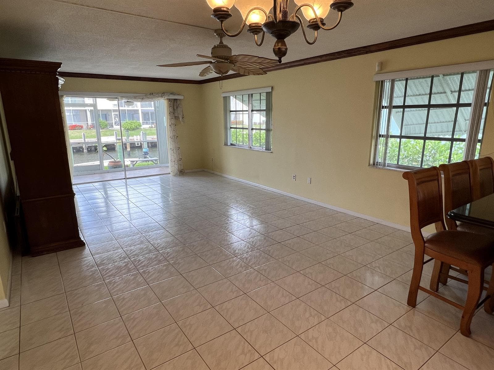 109 WETTAW Lane 101 photo 18