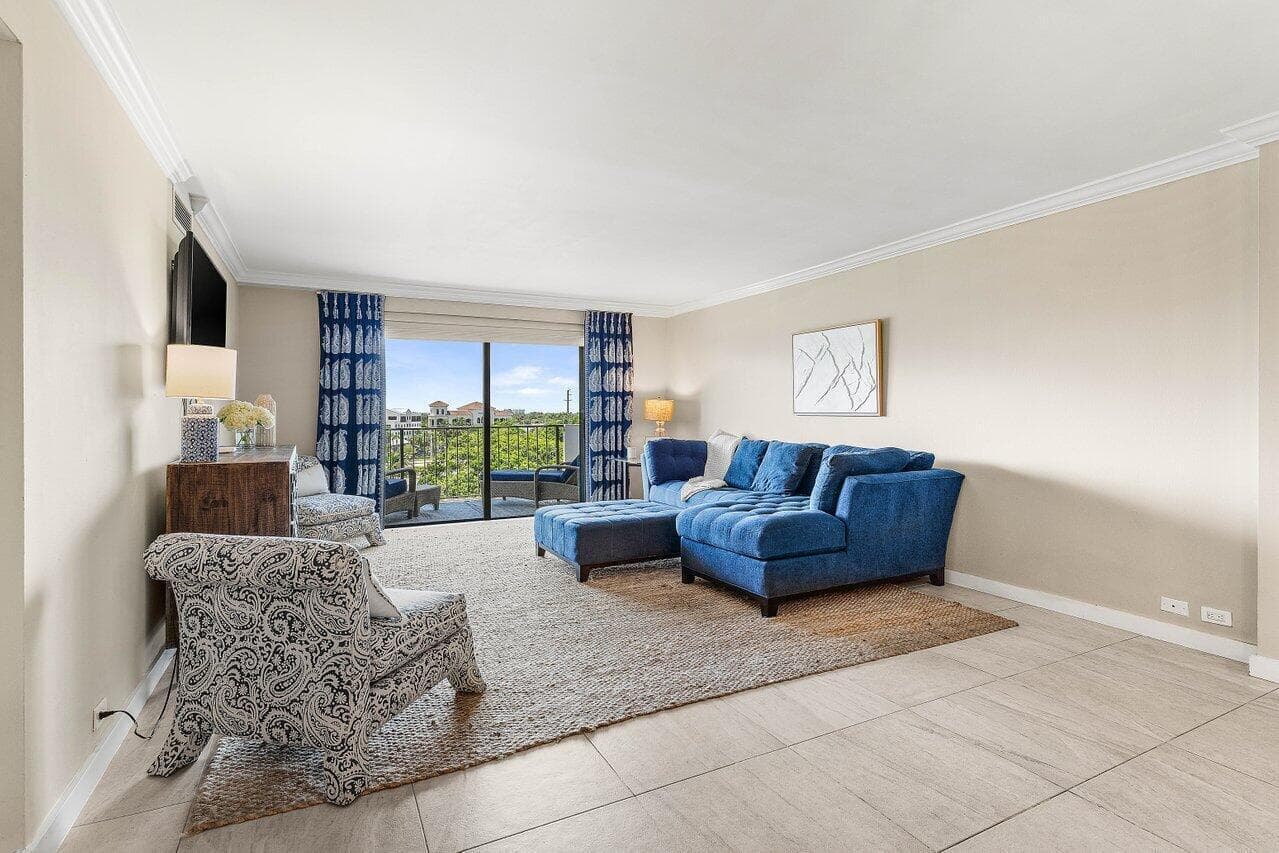 1208 Marine Way 506 photo 6