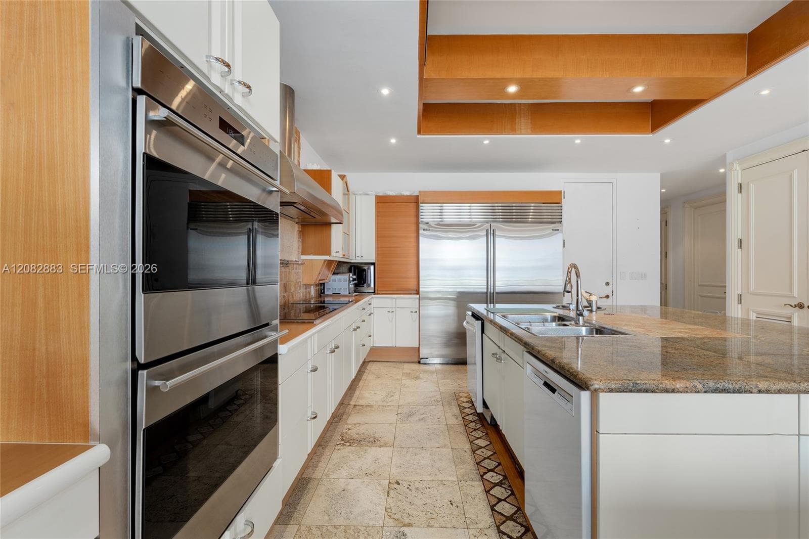 19500 Turnberry Way TOW-DE photo 22