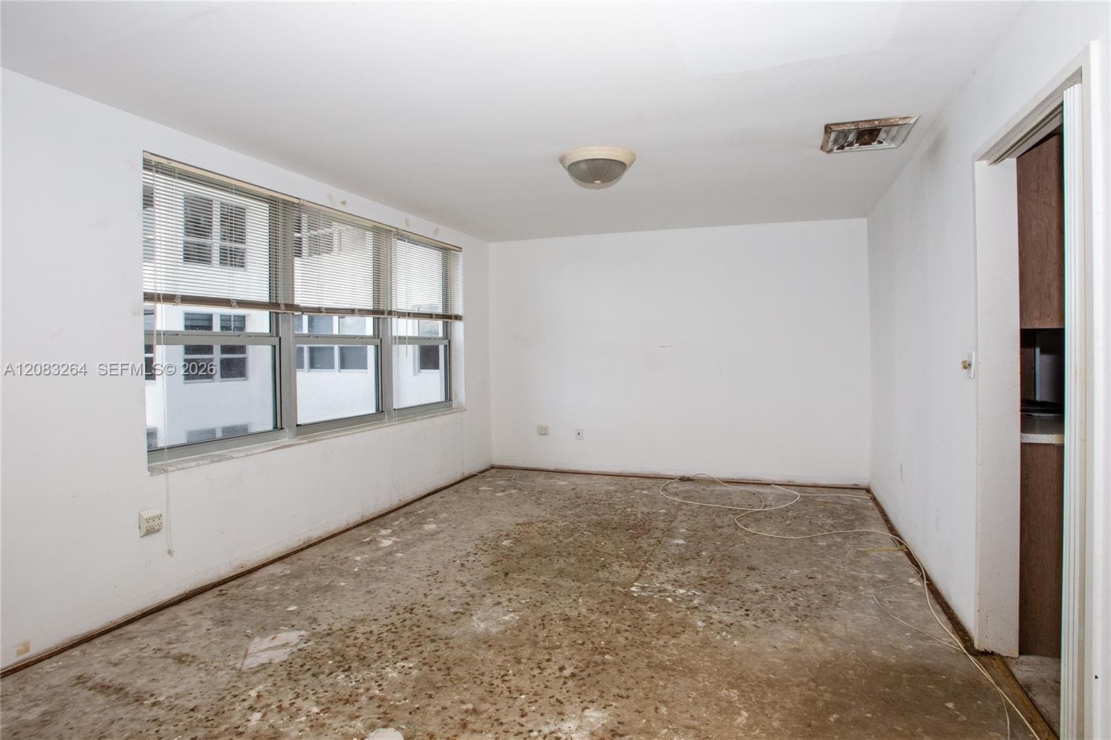 9100 W Bay Harbor Dr 5B photo 6