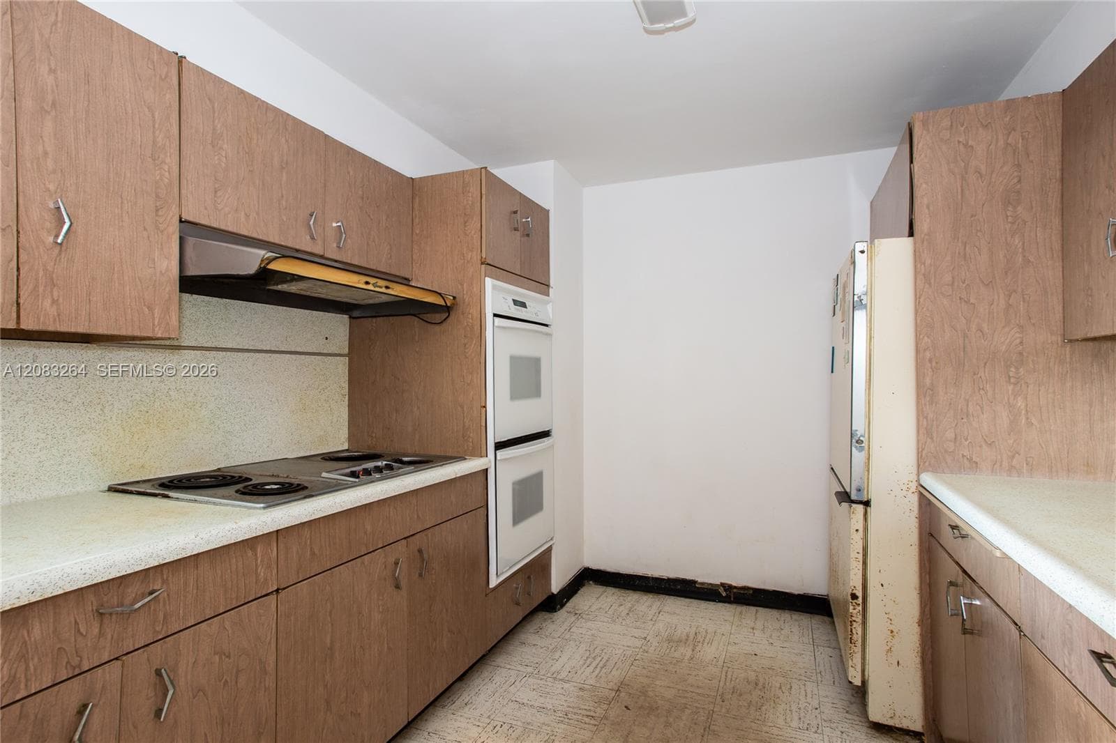 9100 W Bay Harbor Dr 5B photo 9