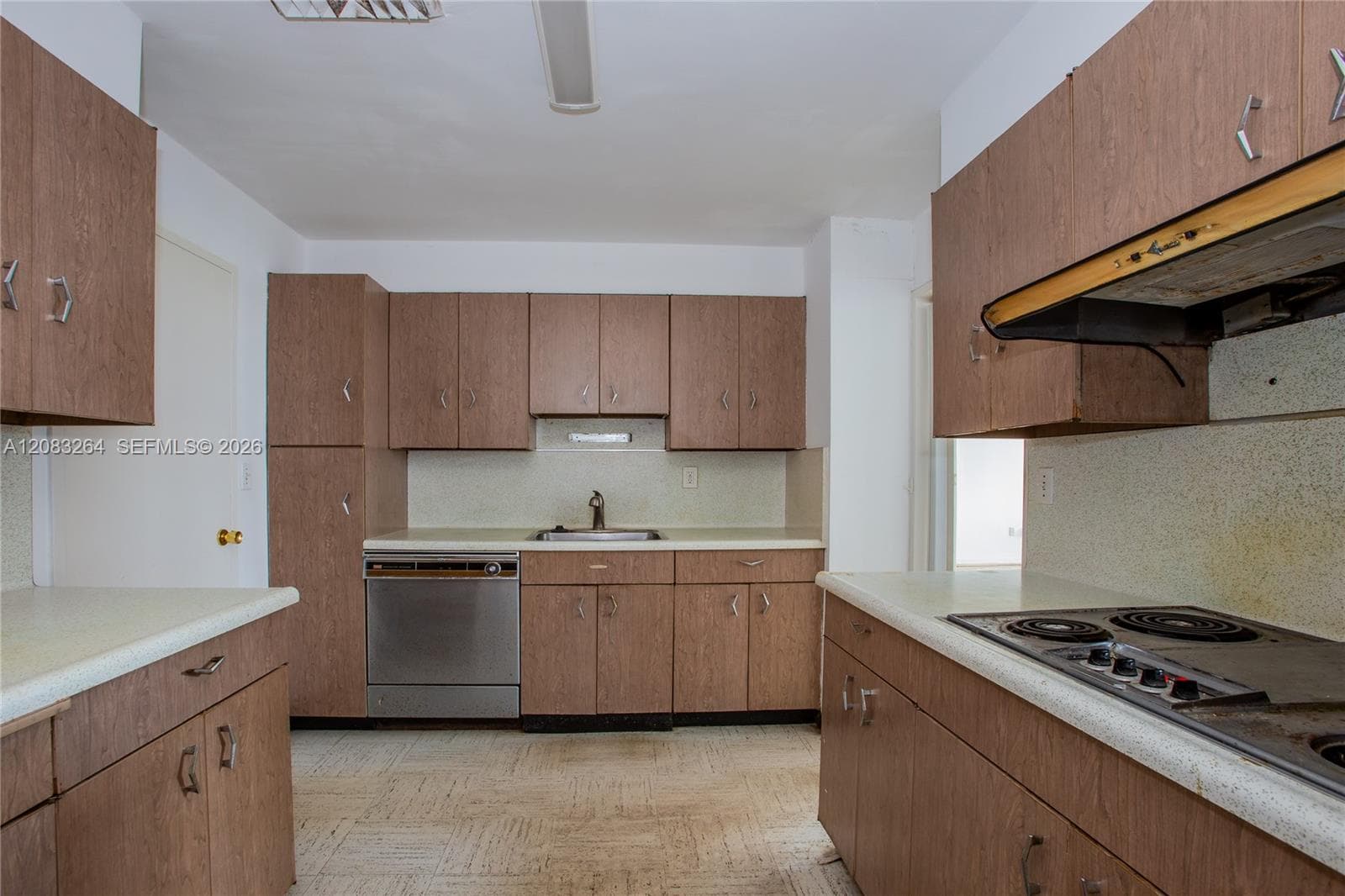 9100 W Bay Harbor Dr 5B photo 10