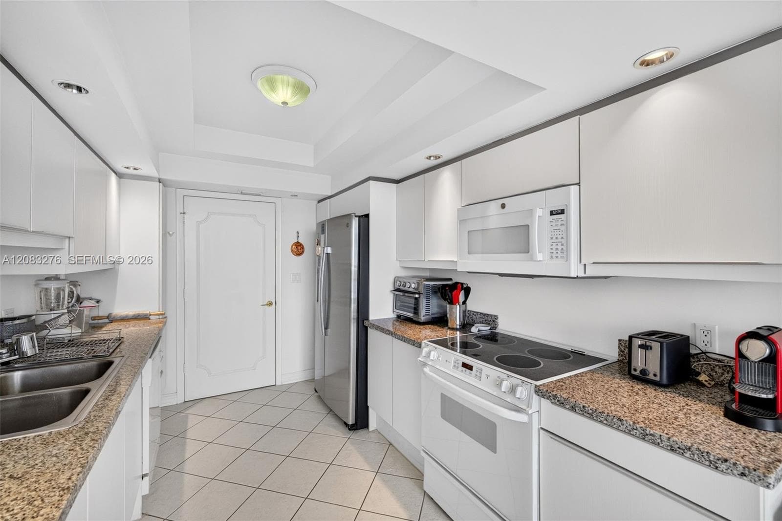7000 Island Blvd 2406 photo 12