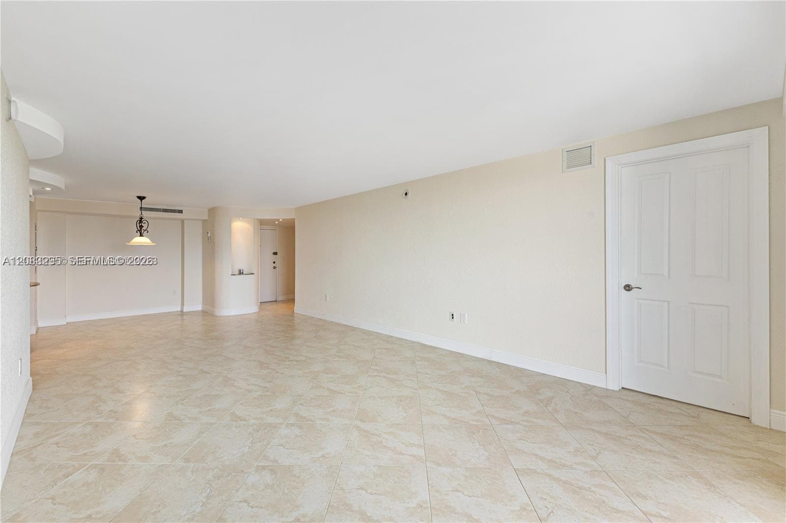 13155 Ixora Ct 905 photo 13
