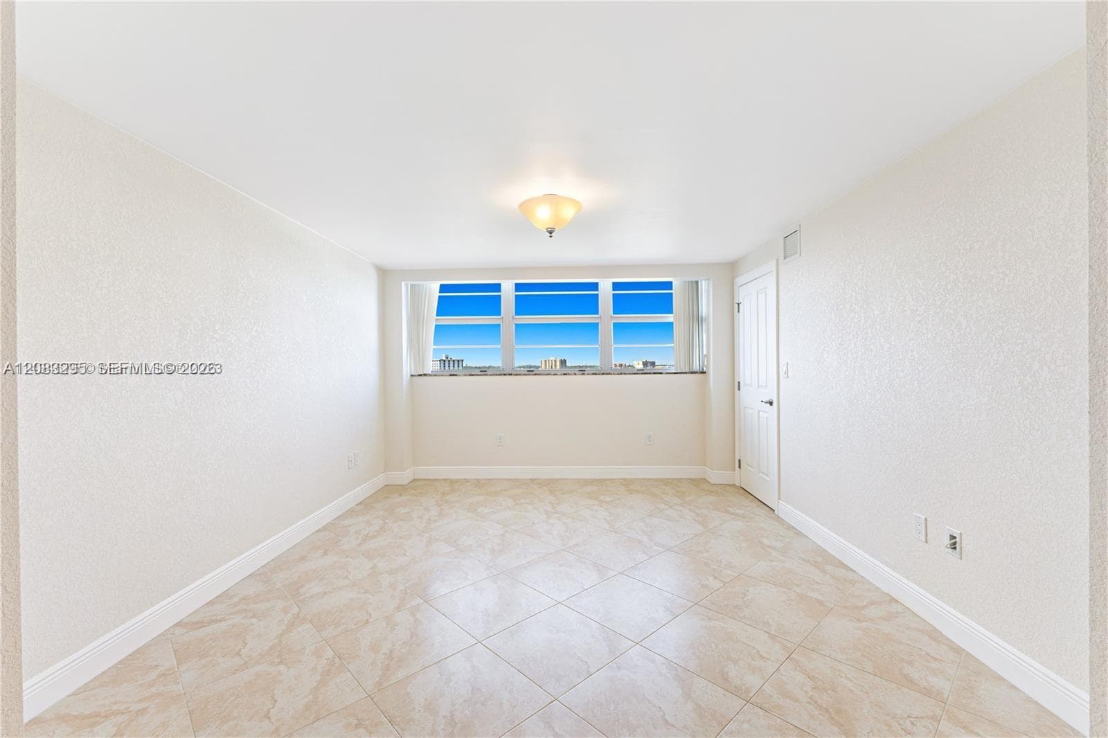 13155 Ixora Ct 905 photo 12