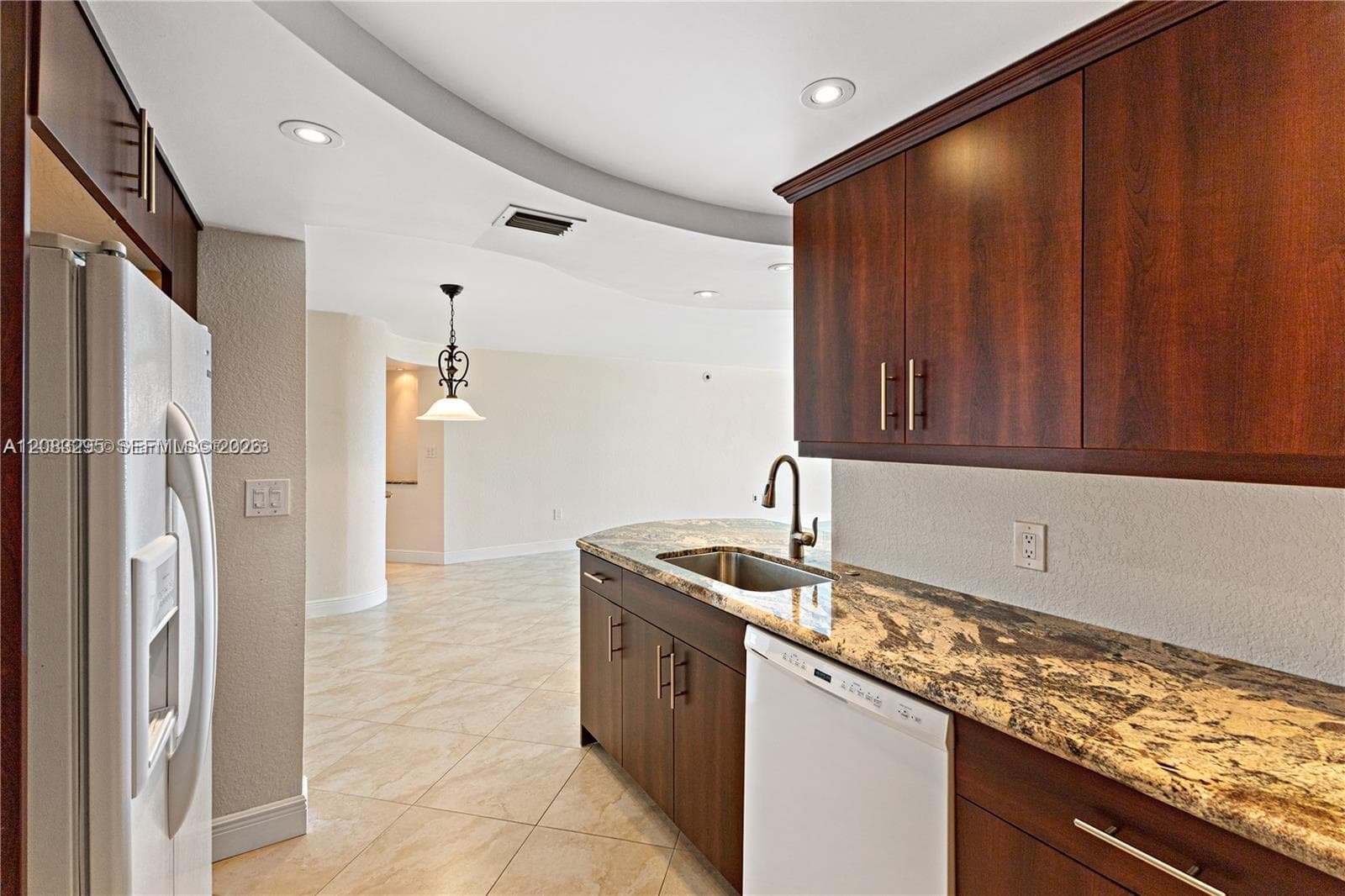 13155 Ixora Ct 905 photo 7