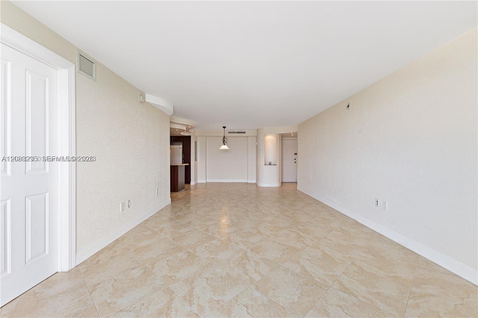 13155 Ixora Ct 905 photo 3