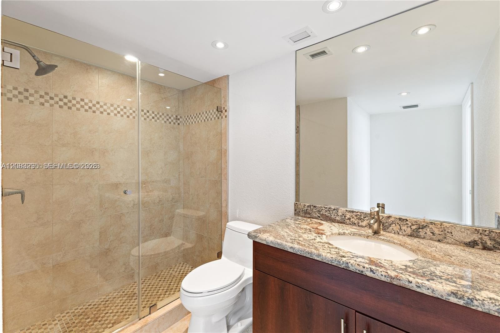 13155 Ixora Ct 905 photo 8