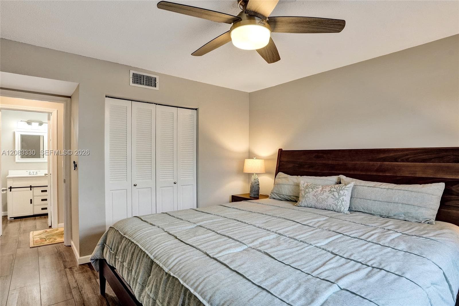 130 Cypress Club Dr 302 photo 23