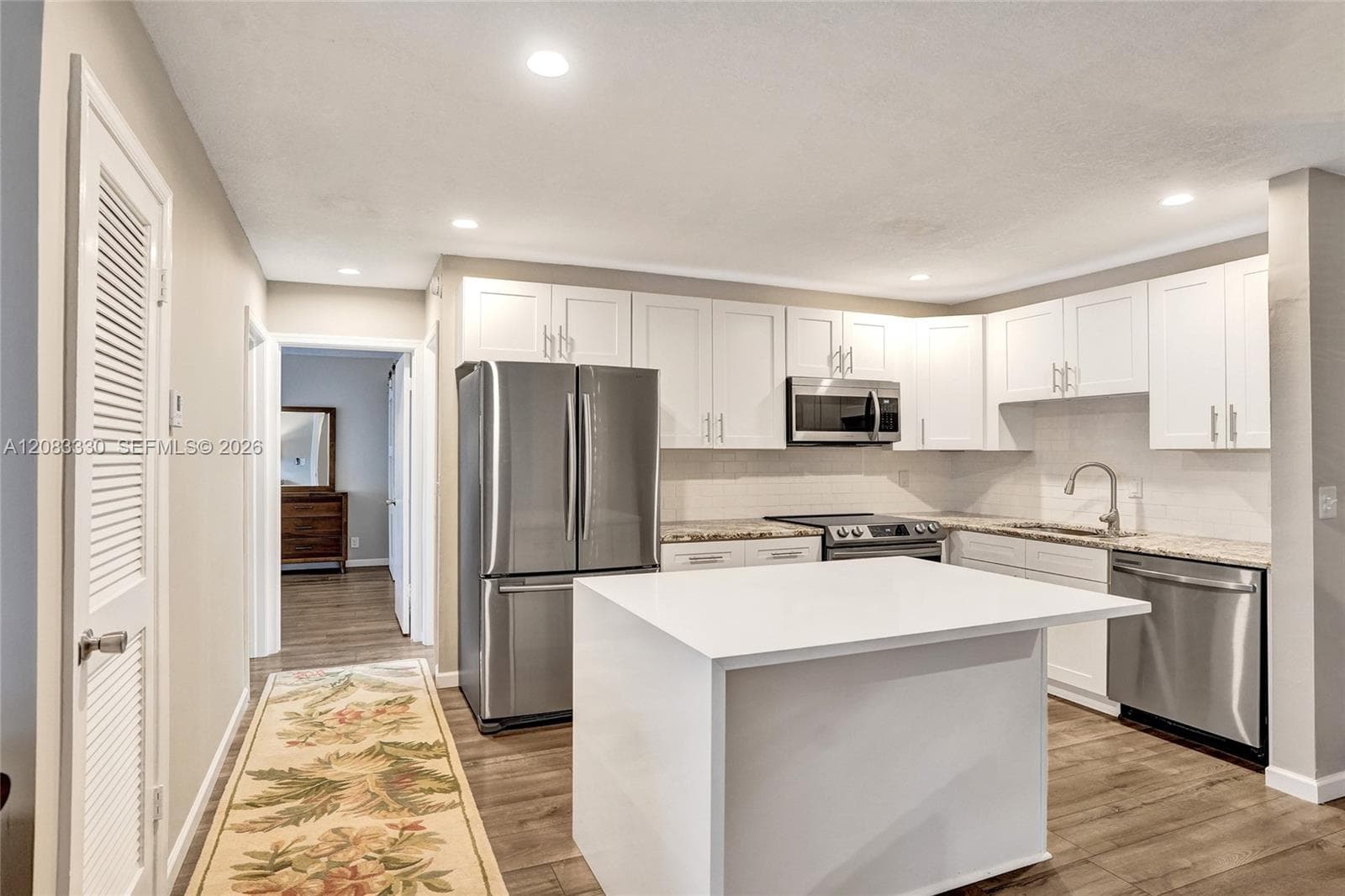 130 Cypress Club Dr 302 photo 9