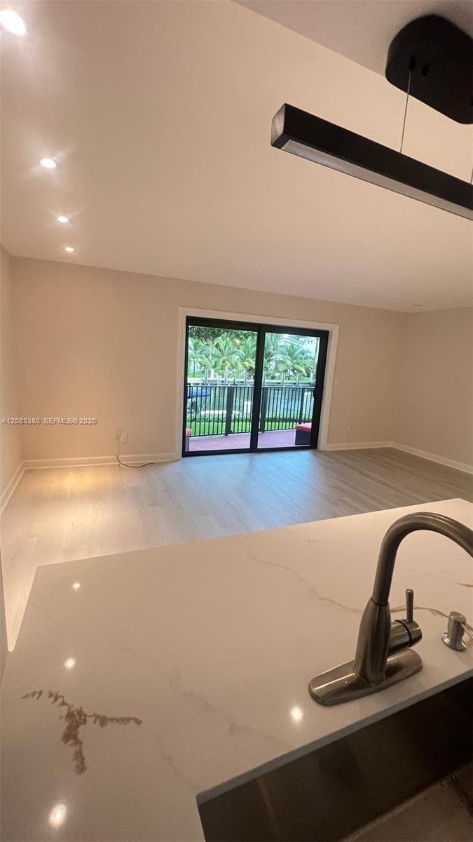 6855 Edgewater Dr 1CS photo 5