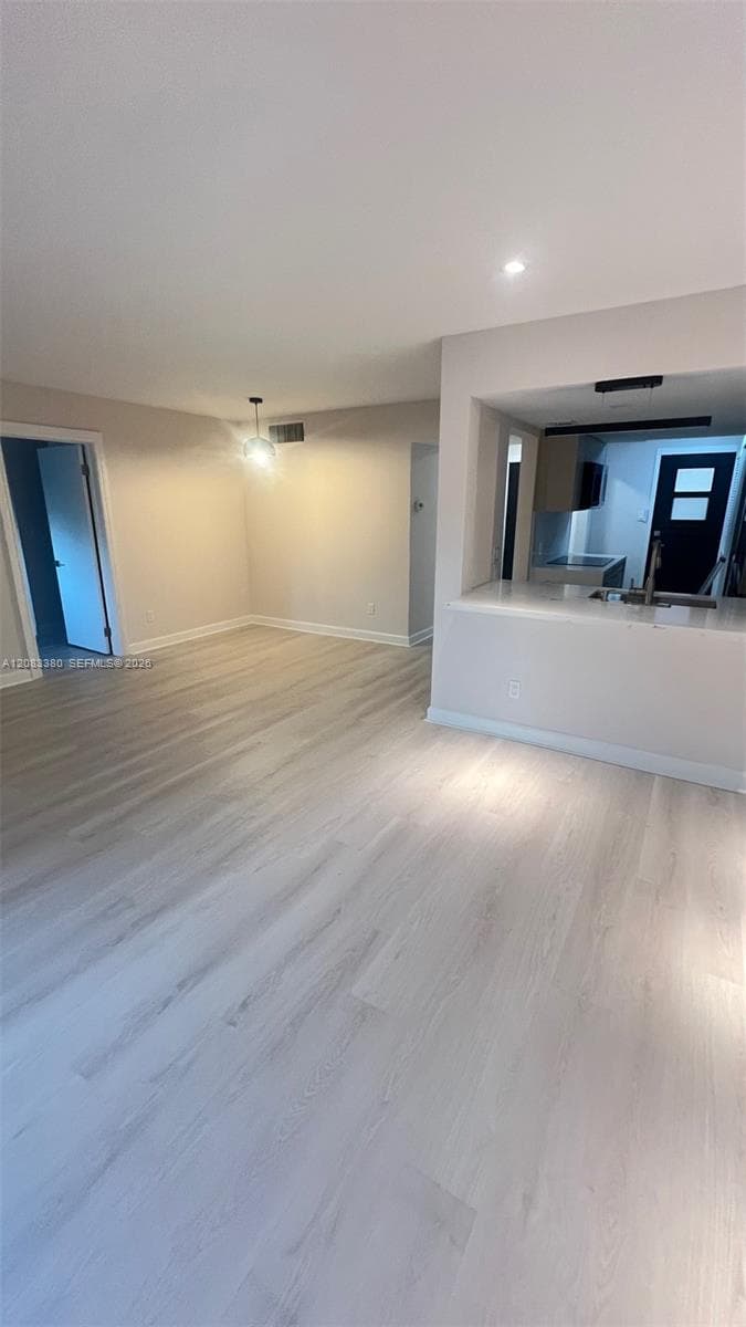 6855 Edgewater Dr 1CS photo 9