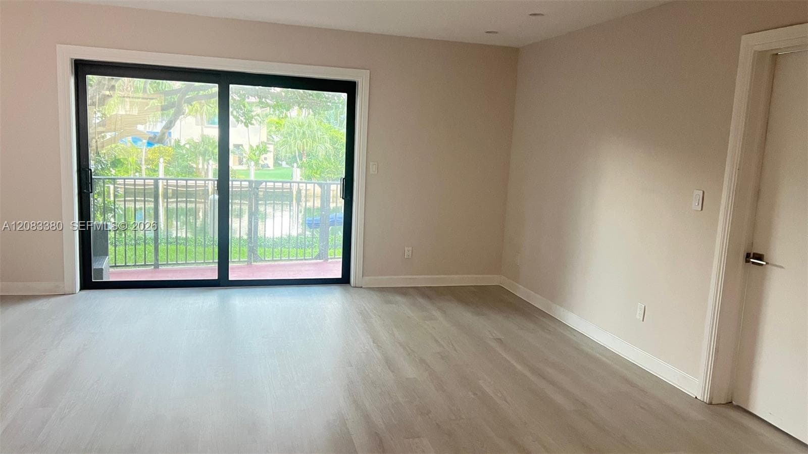6855 Edgewater Dr 1CS photo 8