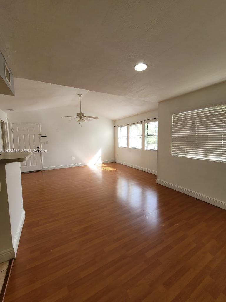 10581 SW 155th Ct 1228 photo 13