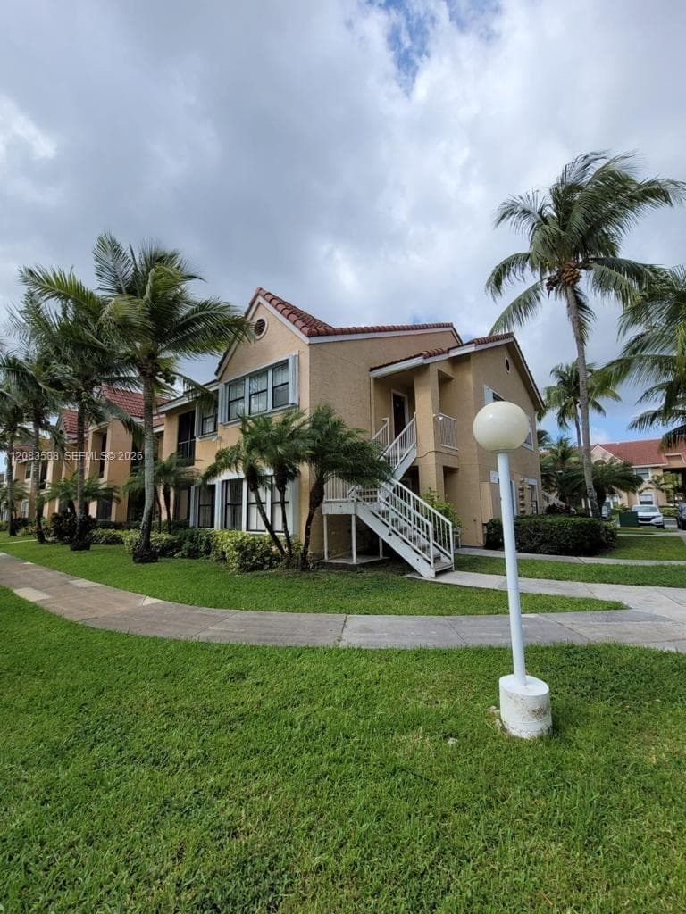 10581 SW 155th Ct 1228 photo 3