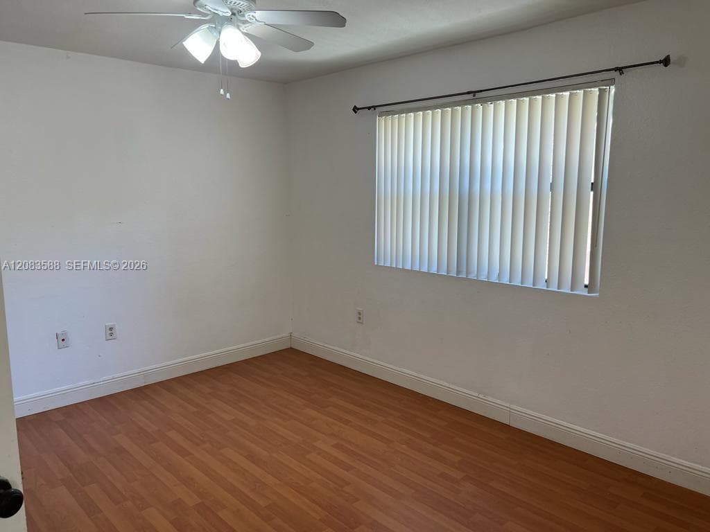 10581 SW 155th Ct 1228 photo 15