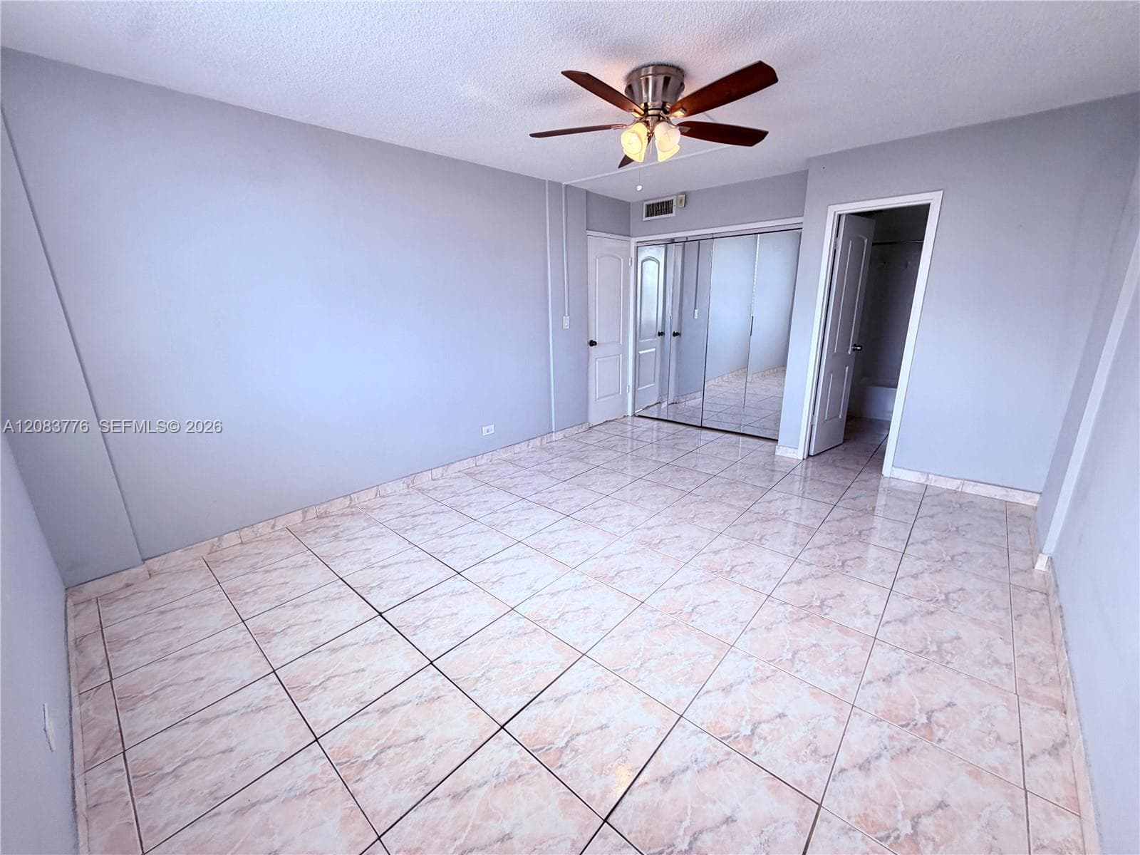 3660 NE 166th St 615 photo 9
