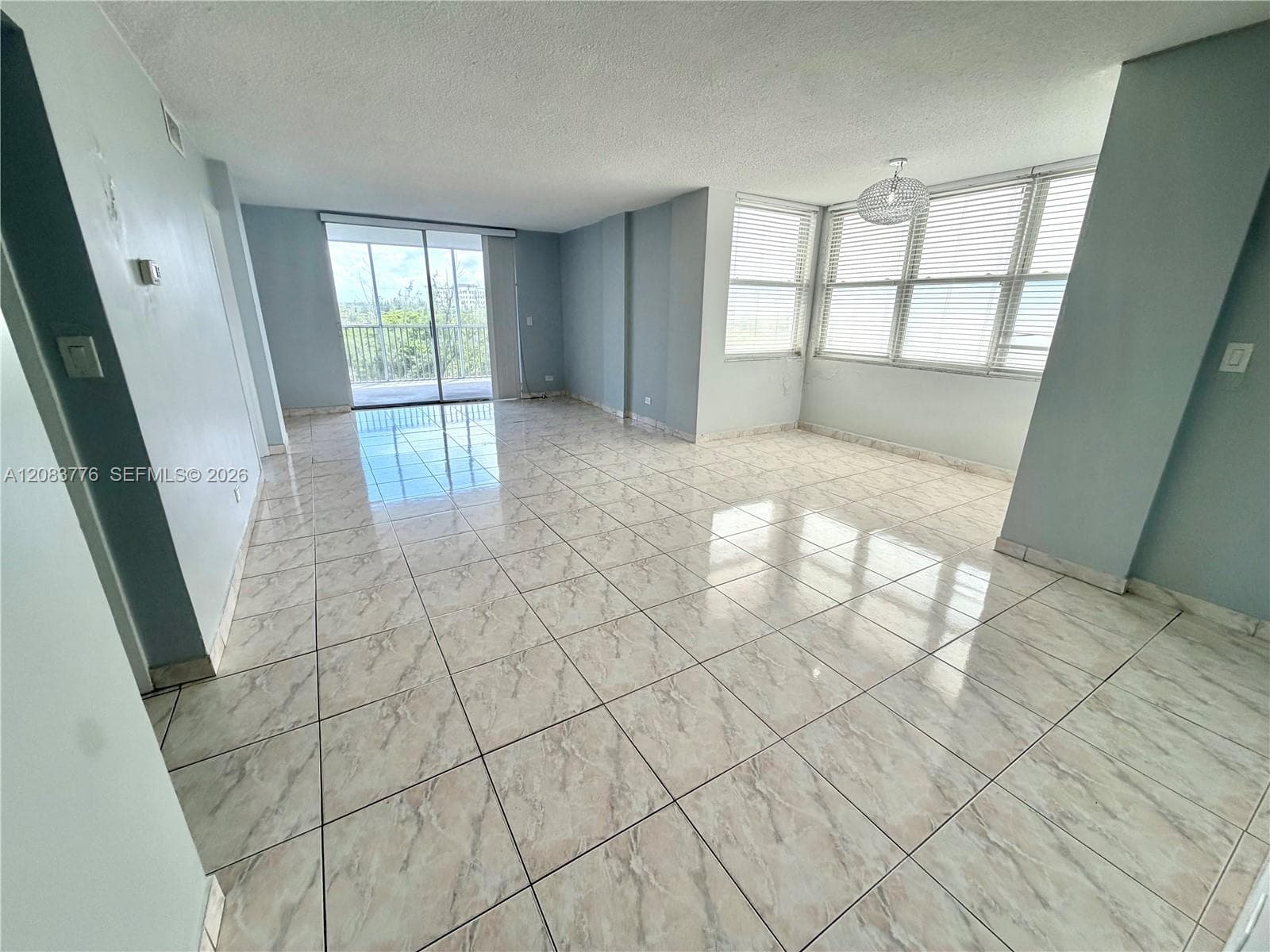 3660 NE 166th St 615 photo 11