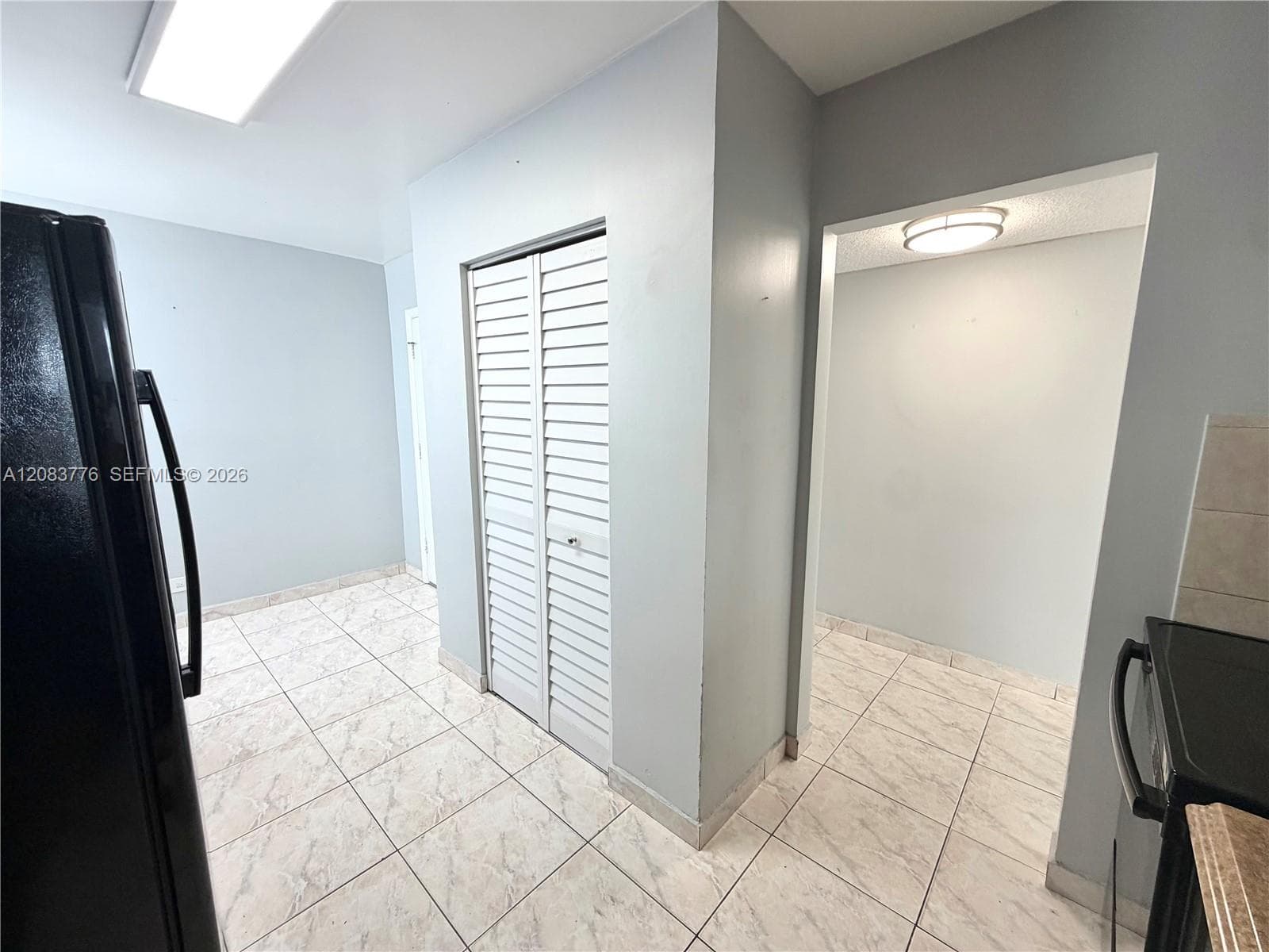 3660 NE 166th St 615 photo 4