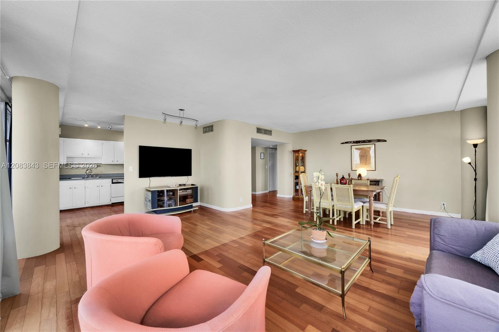 900 Bay Dr 601 photo 13