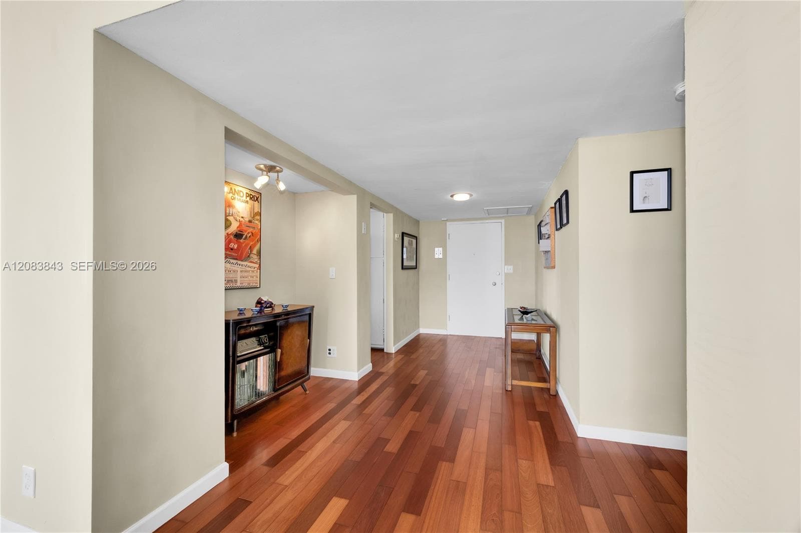 900 Bay Dr 601 photo 7