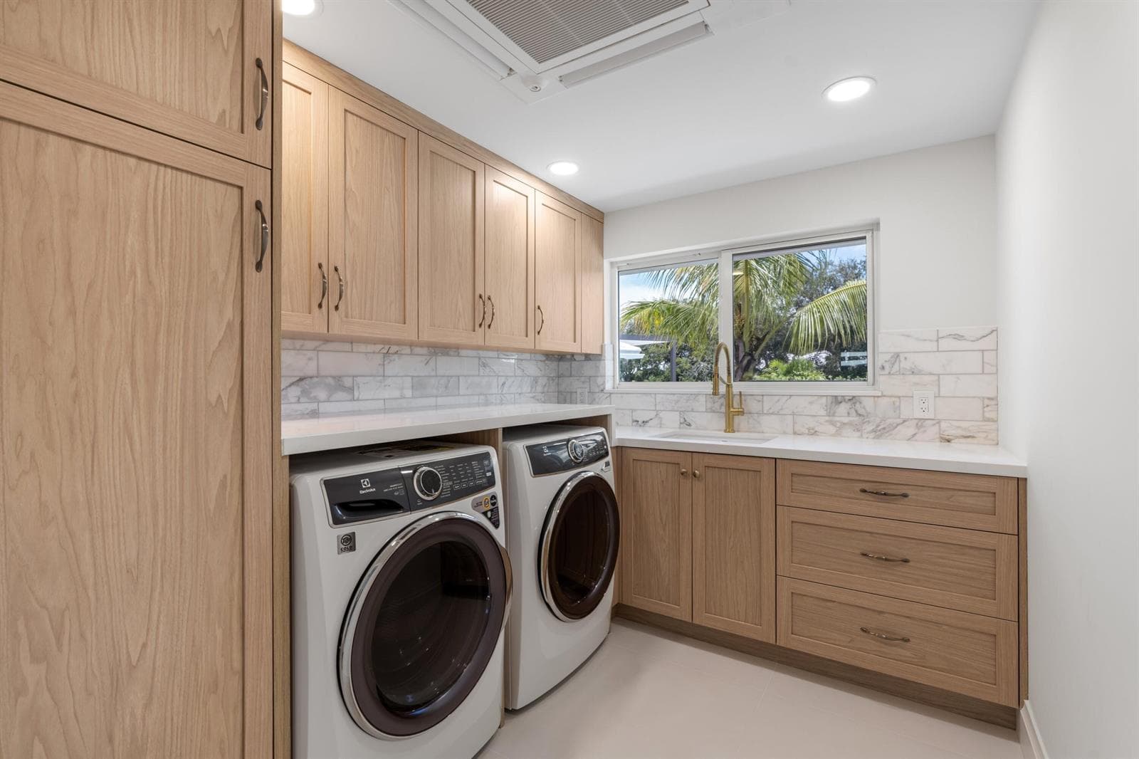 1090 SW Mulberry Way photo 25