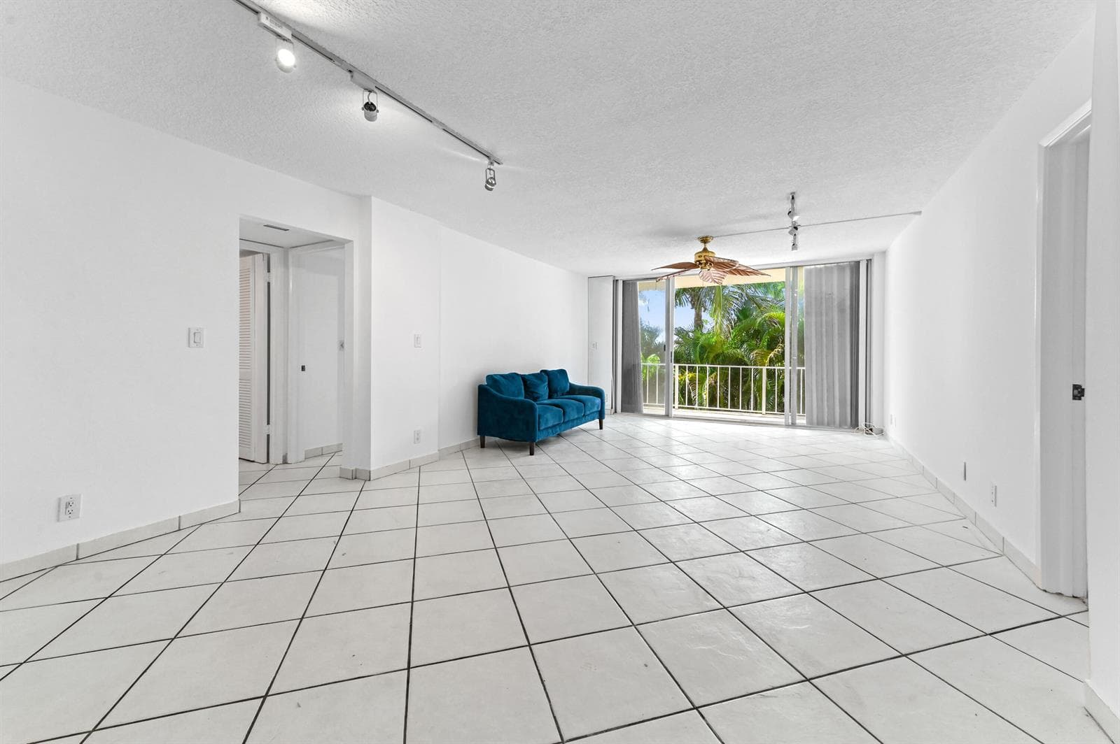 3575 S OCEAN Boulevard 309 photo 2