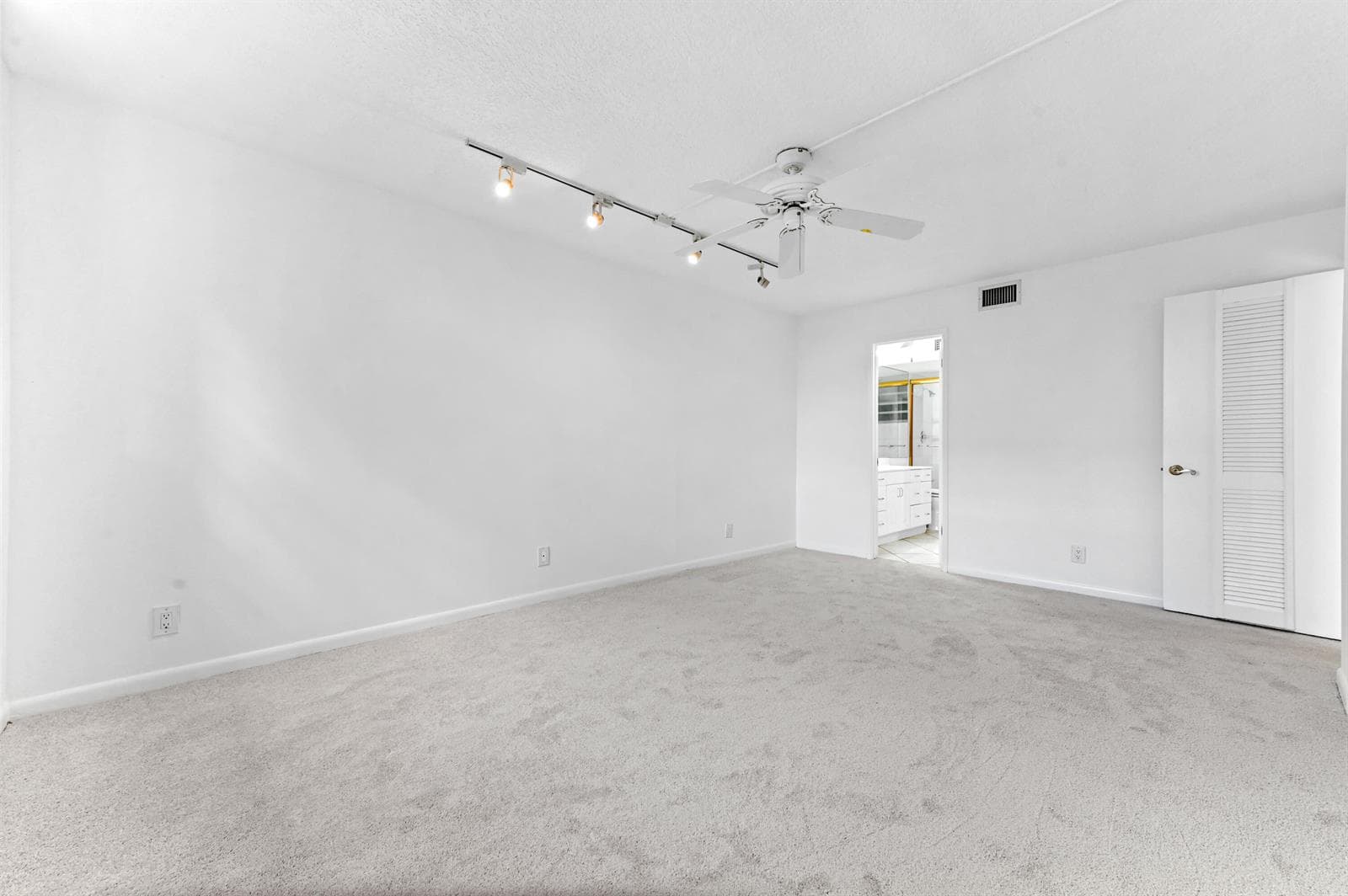 3575 S OCEAN Boulevard 309 photo 12