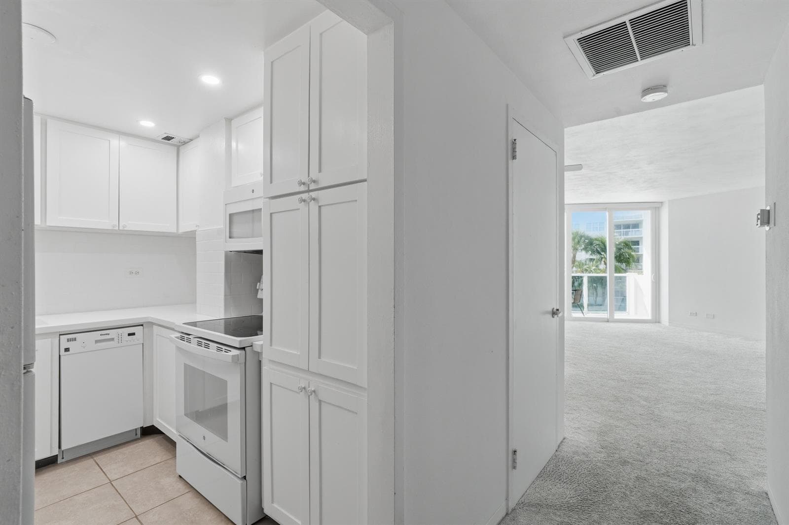 2800 N Flagler Drive 303 photo 7