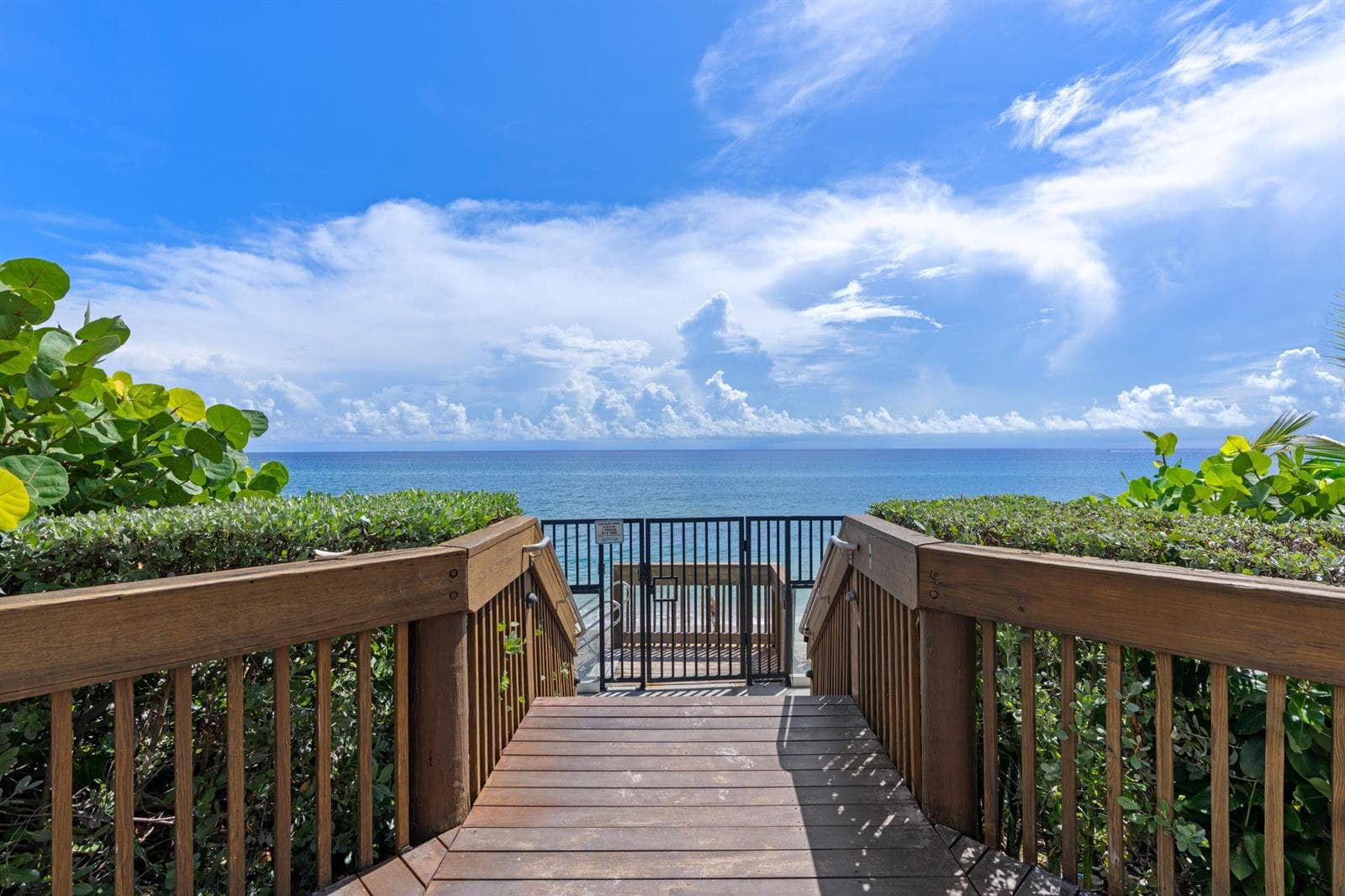 5080 N OCEAN Drive 12C photo 4