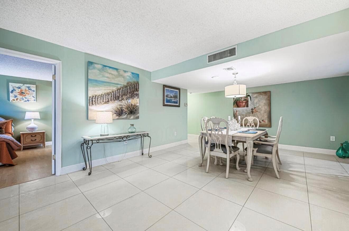 5600 N Flagler Drive 203 photo 8
