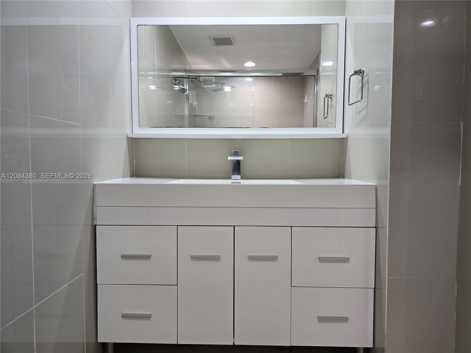 18051 Biscayne Blvd 1204 photo 16