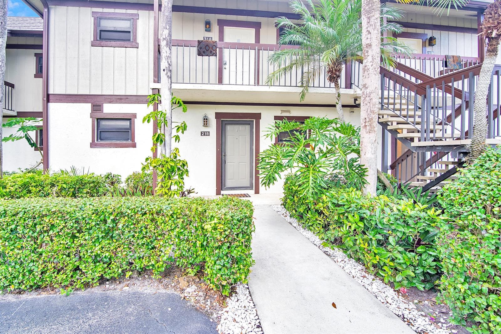 13334 Polo Club Road 218 photo 1