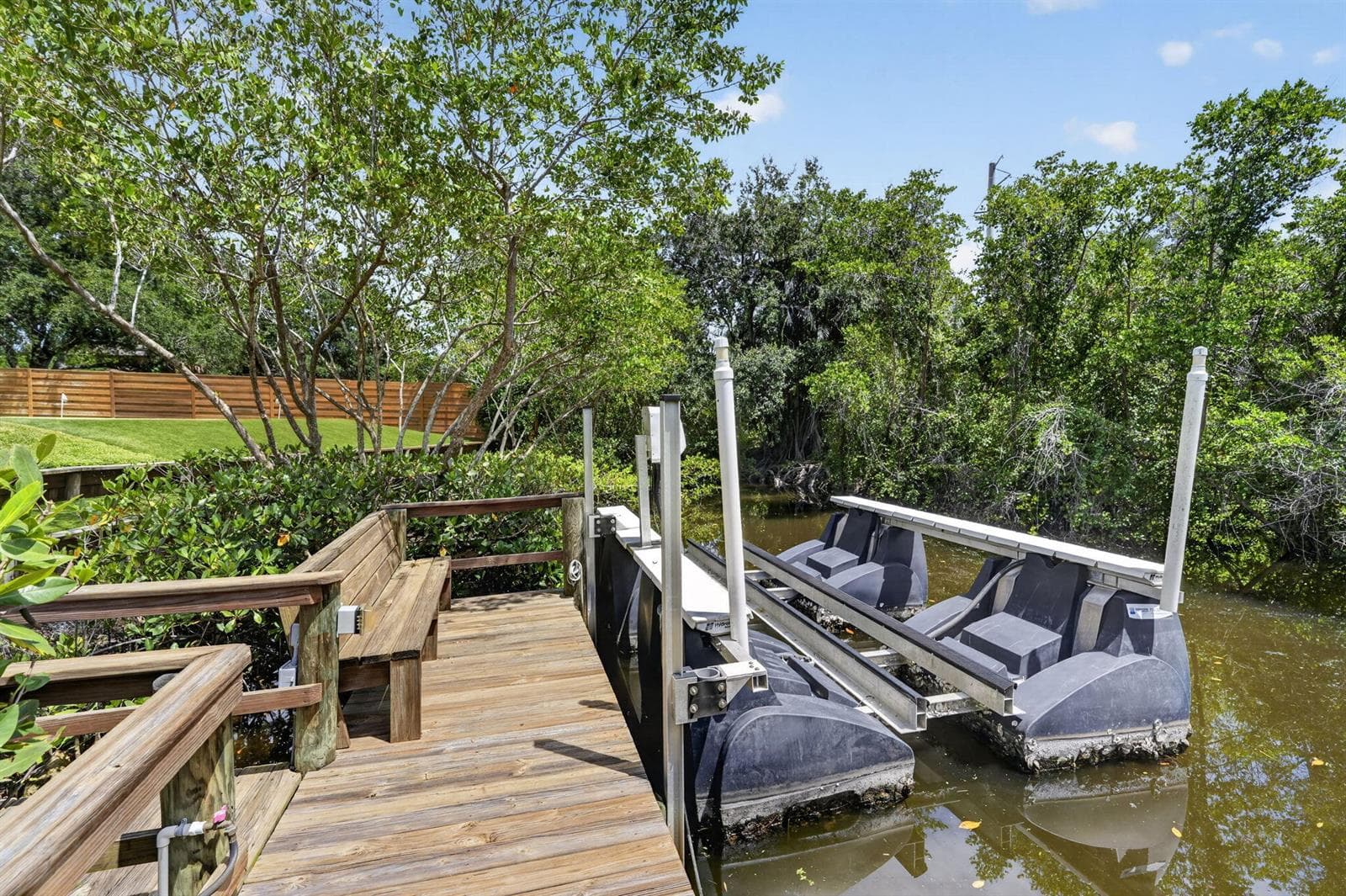 18246 RIVER OAKS Circle photo 21