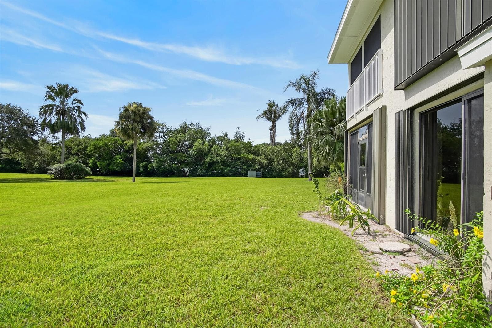 3212 S LAKEVIEW Circle 10104 photo 24