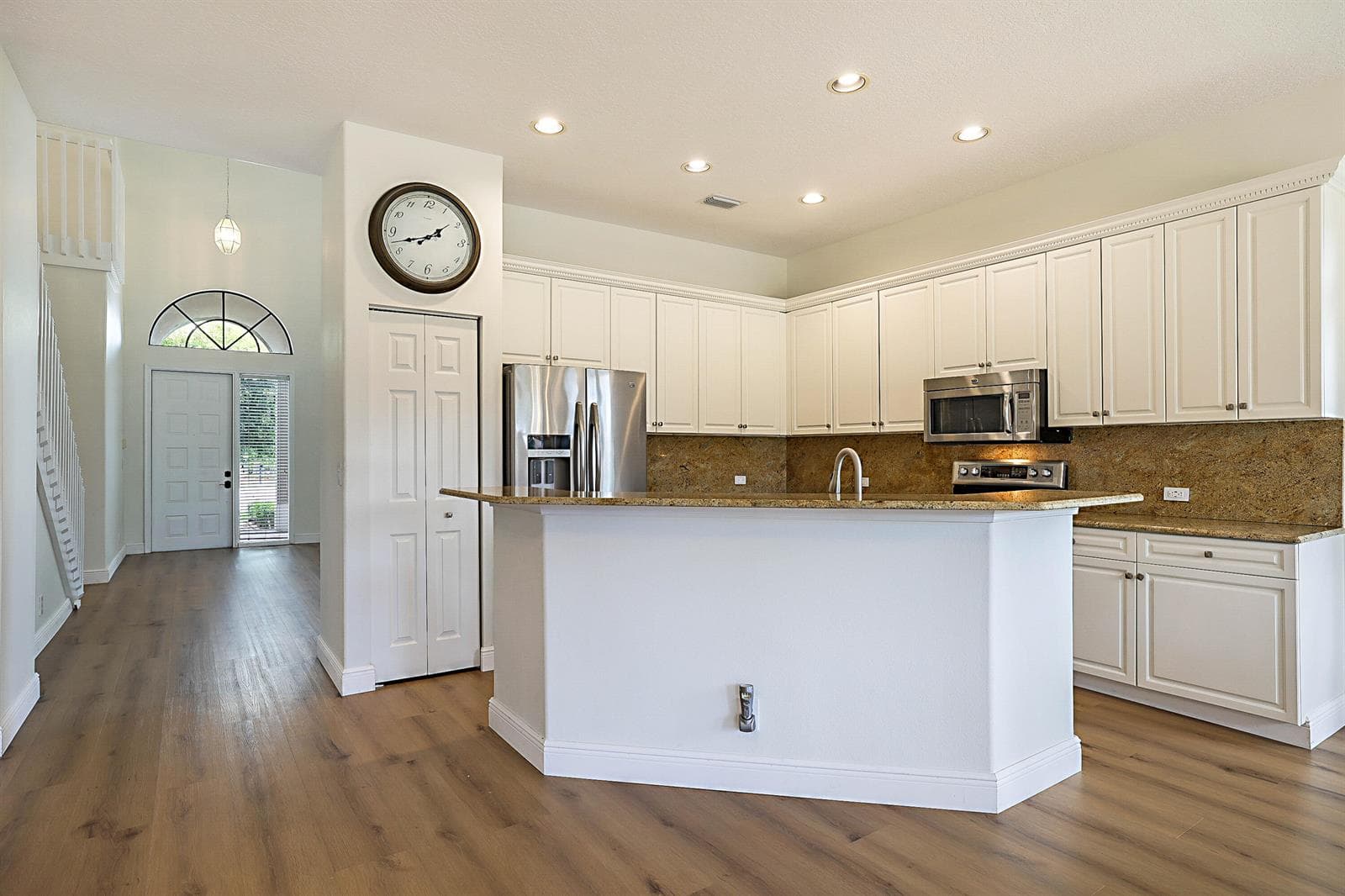 11065 STONE CREEK Street photo 13